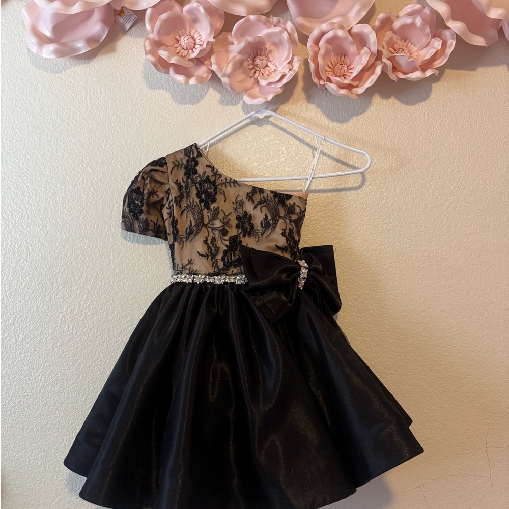 Chic Black and Tan Kids Formal Dress